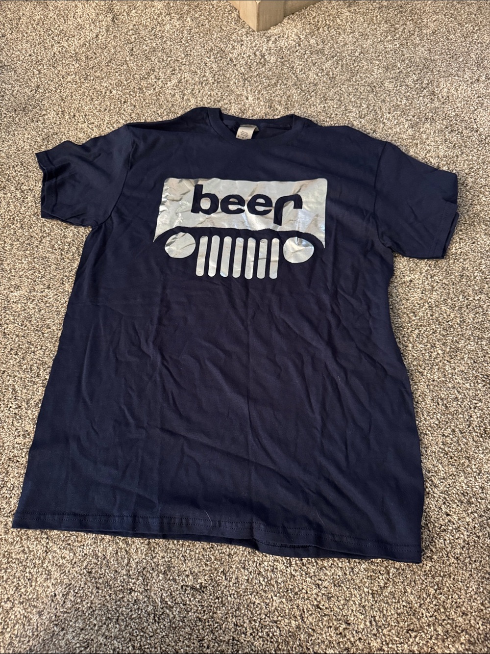 Gildan Navy Blue Short Sleeve Tee with Silver 'beer' Jeep Graphic